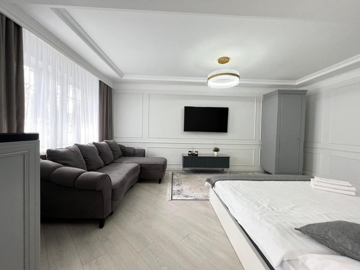 Студия В Скандинавском Стиле Pavlodar Exterior foto